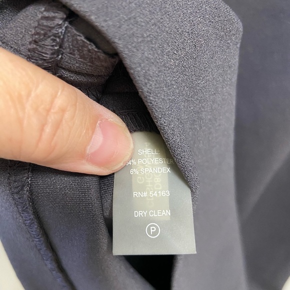 Calvin Klein Size 6 gray form fitted women’s dress long sleeves  $159 - Picture 5 of 5